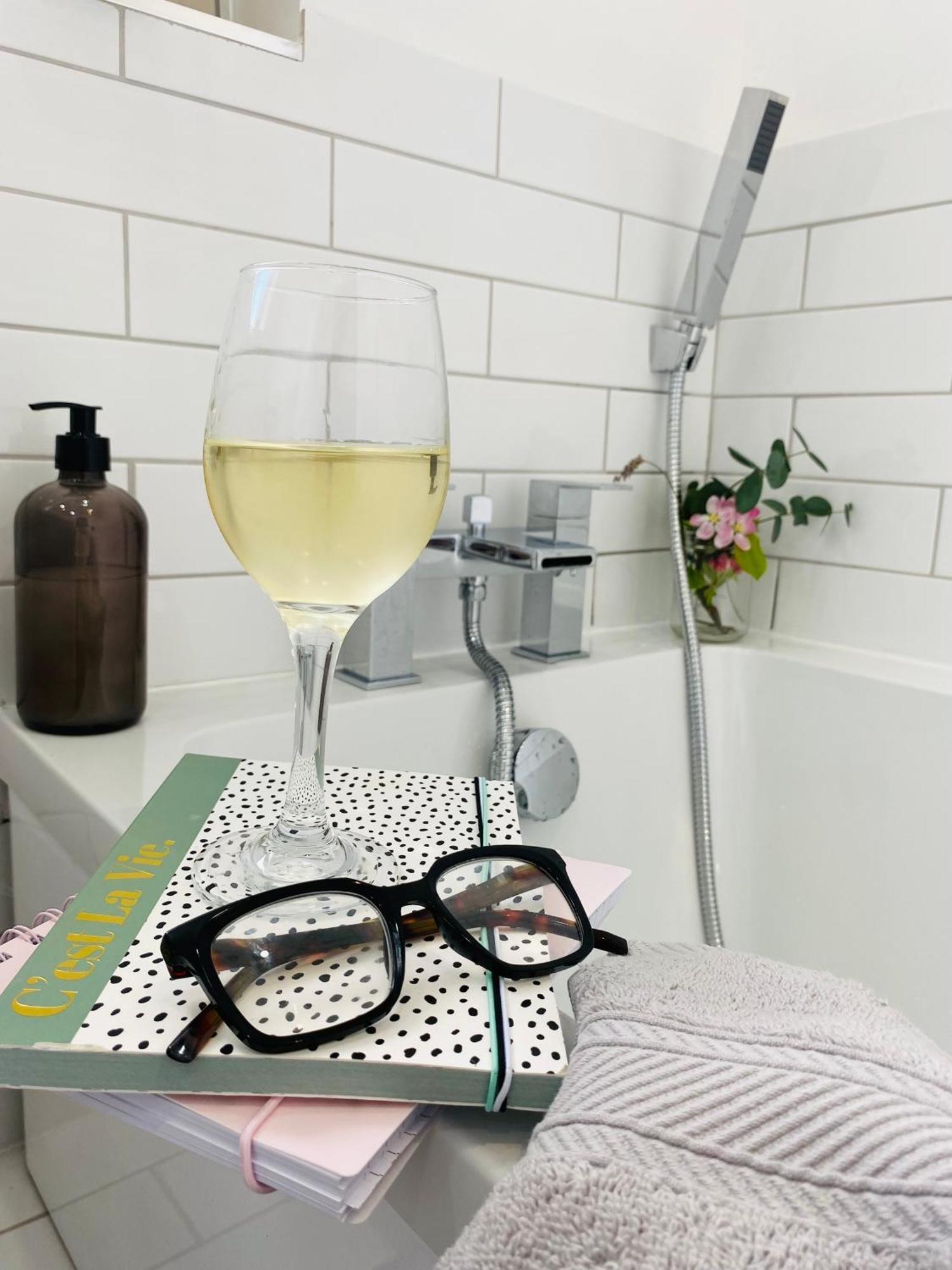 Blossom Lodge - Detached Bungalow Near Kings Lynn Narborough  외부 사진