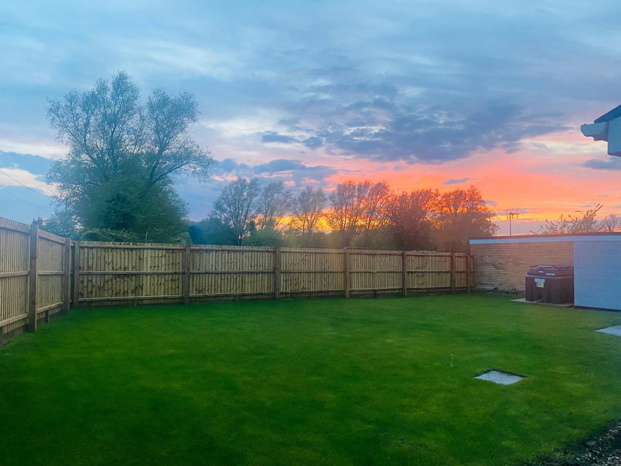 Blossom Lodge - Detached Bungalow Near Kings Lynn Narborough  외부 사진